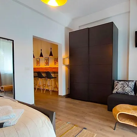 Amzei Studios&suites Apartamento